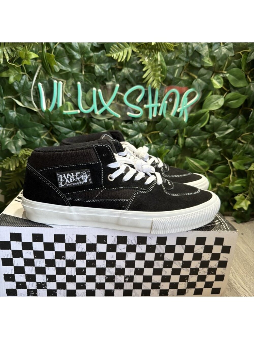 Vans Skate Half Cab Black White Size US 10.5 Men New Sneaker